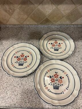 Brambleberry Dinner Plates 11" Hearthside Cumberland Stoneware White Set Of 5
